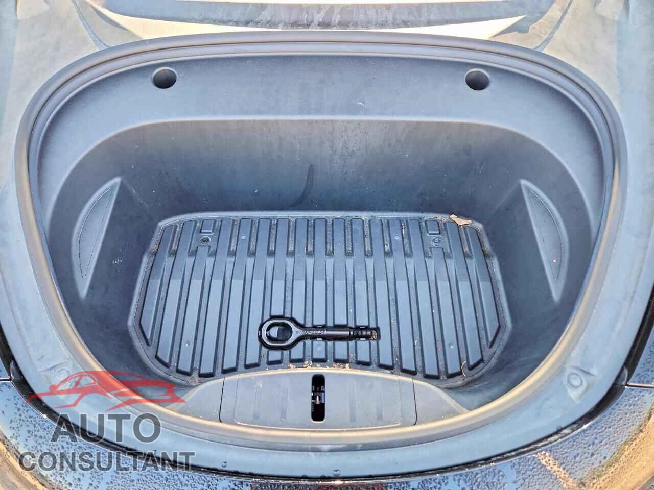 TESLA MODEL 3 2021 - 5YJ3E1EB1MF918135