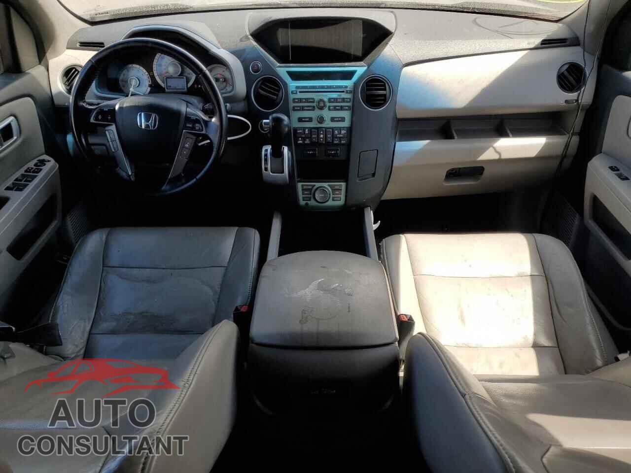HONDA PILOT 2011 - 5FNYF4H74BB069692
