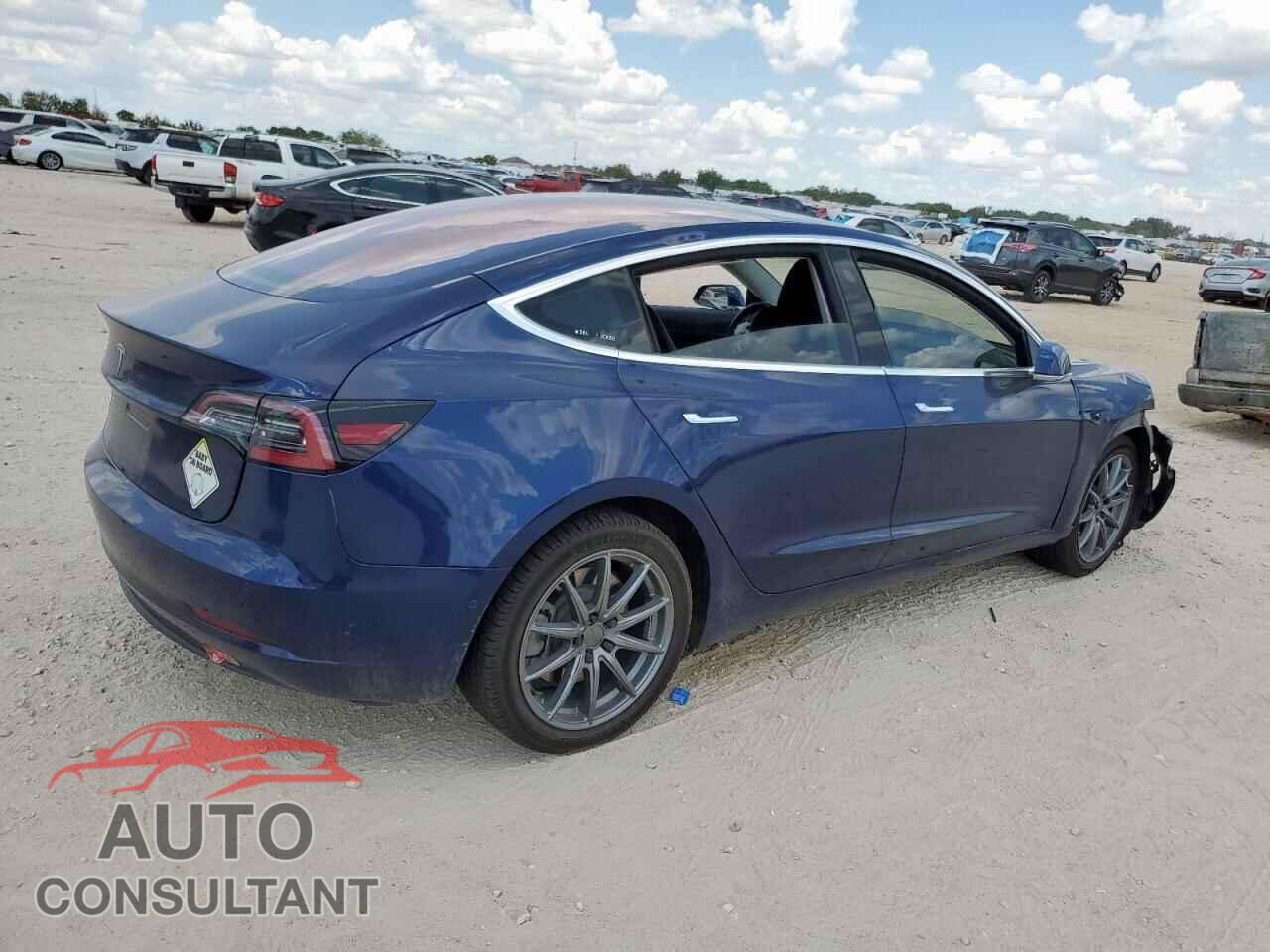 TESLA MODEL 3 2017 - 5YJ3E1EA2HF003016