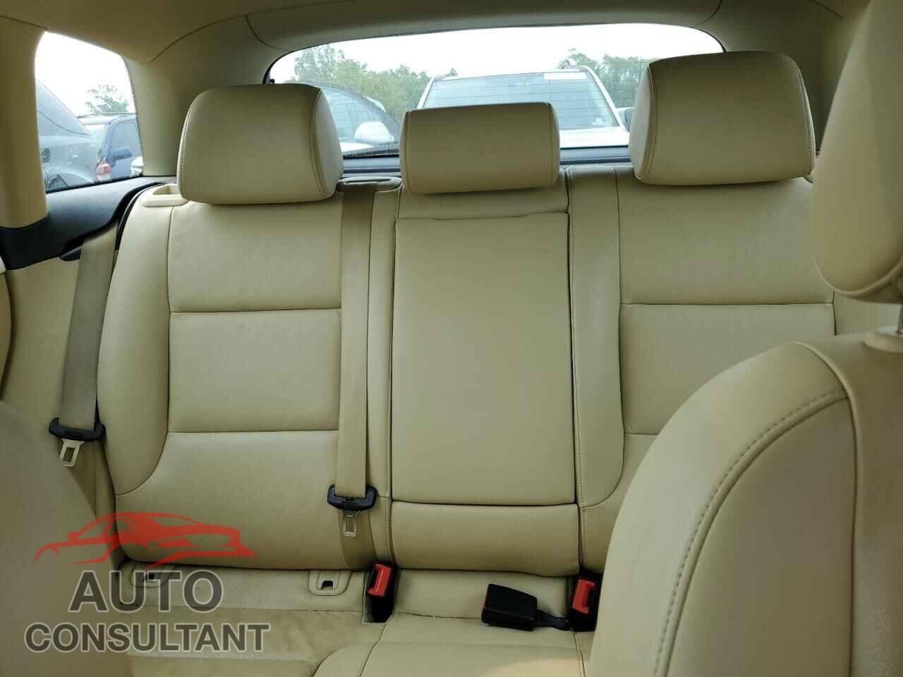 AUDI A3 2013 - WAUMFAFM9DA022558