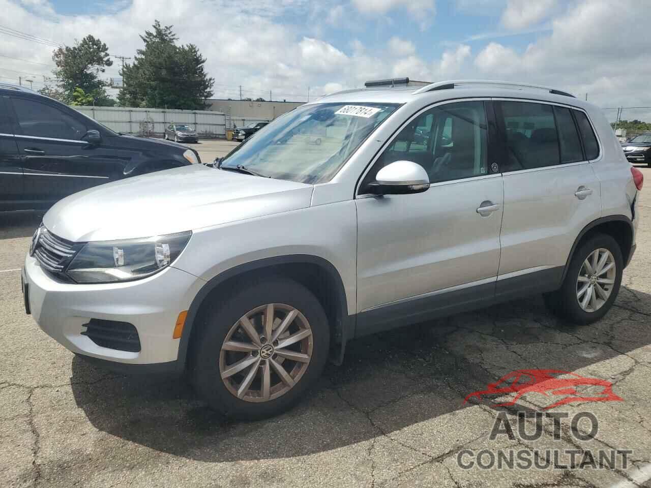 VOLKSWAGEN TIGUAN 2017 - WVGSV7AX7HW504399