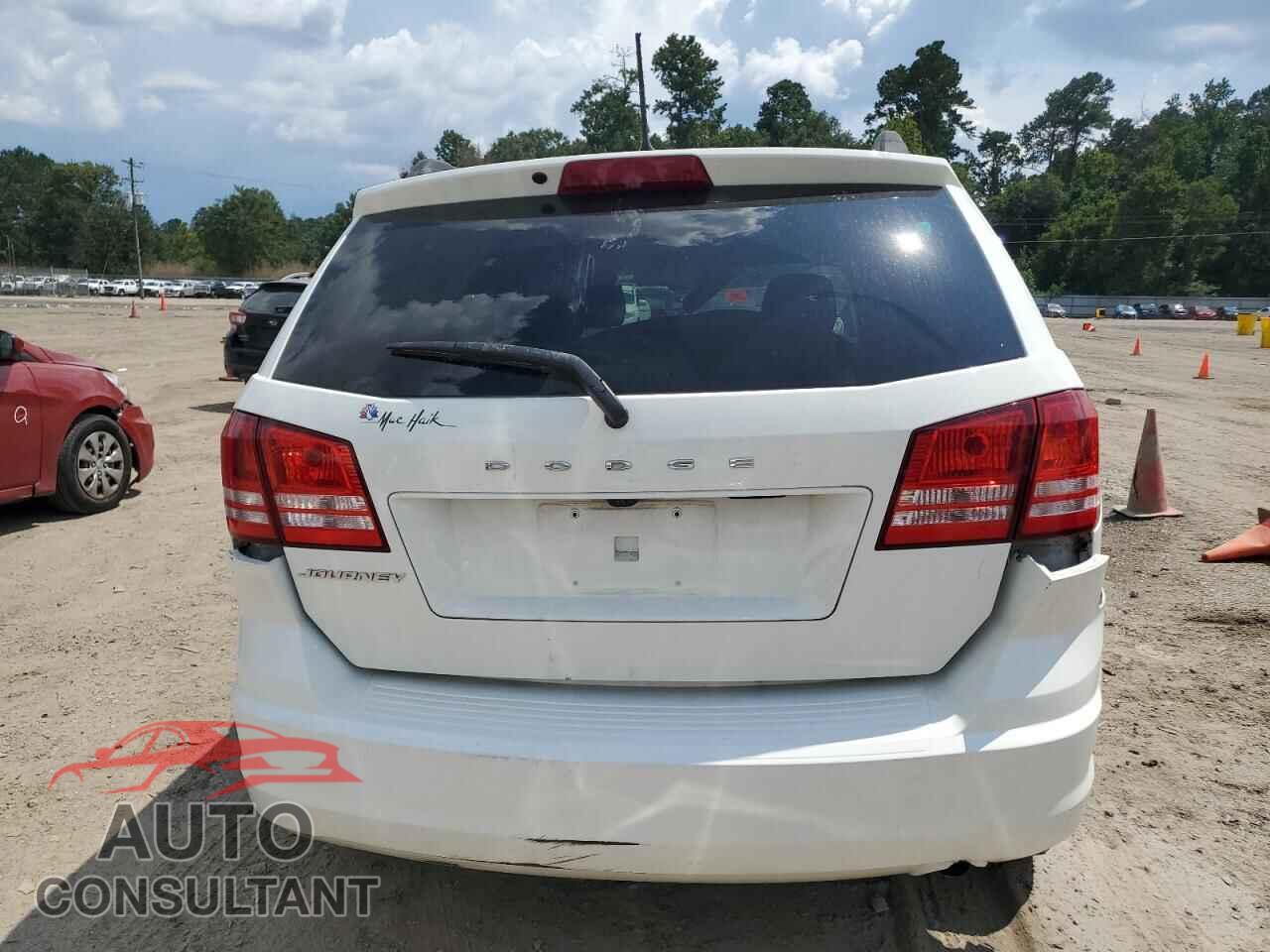 DODGE JOURNEY 2018 - 3C4PDCAB1JT517512