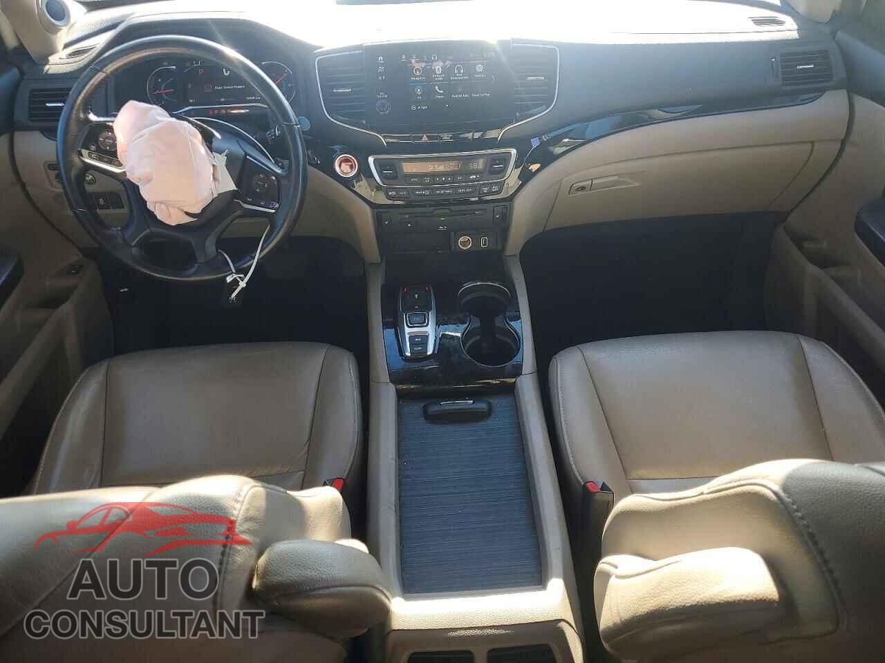 HONDA PILOT 2019 - 5FNYF6H91KB017644