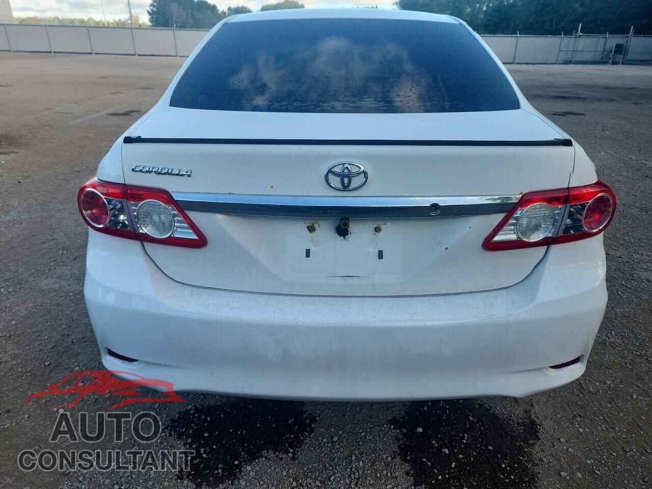 TOYOTA COROLLA 2012 - 2T1BU4EEXCC823747