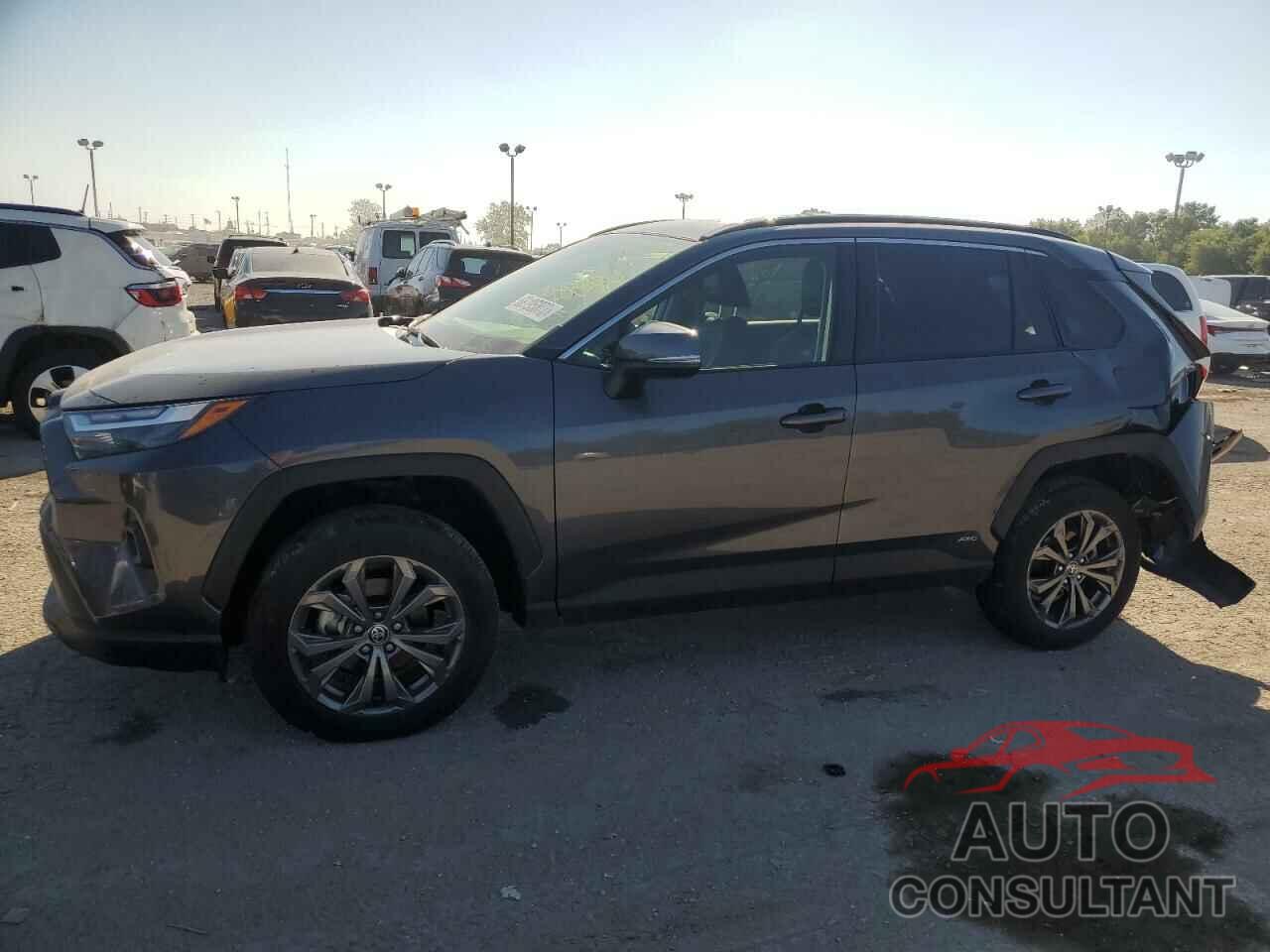 TOYOTA RAV4 2023 - JTMB6RFVXPD082580