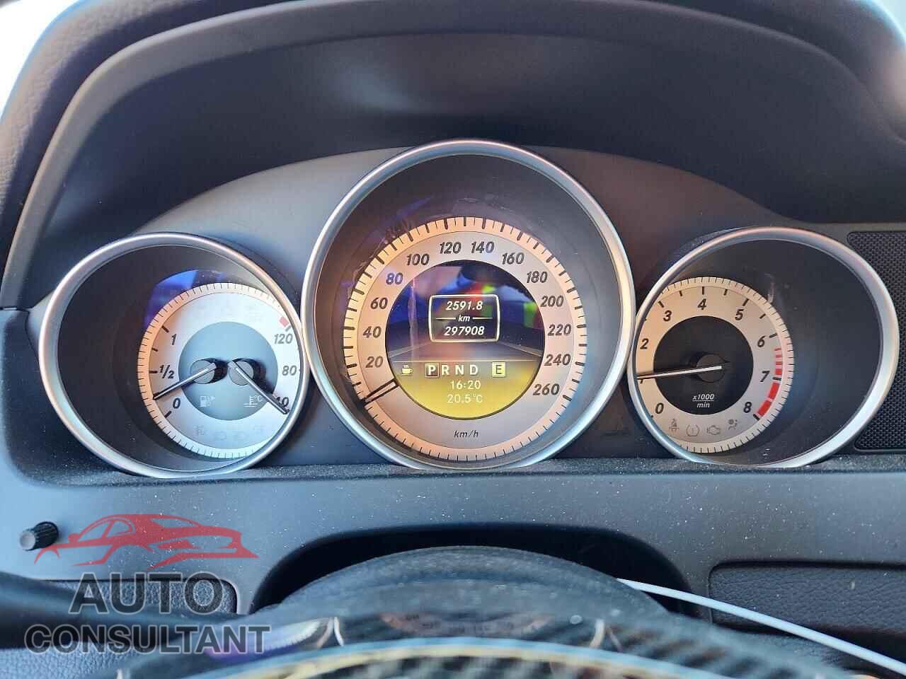 MERCEDES-BENZ C-CLASS 2012 - WDDGF8FB7CA717925