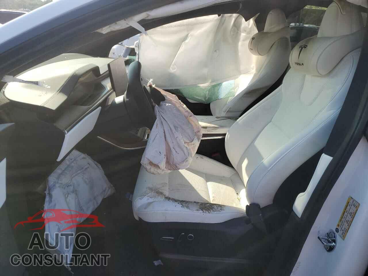 TESLA MODEL X 2023 - 7SAXCDE52PF385545