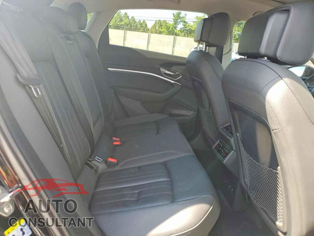 AUDI E-TRON 2021 - WA11AAGE4MB010723