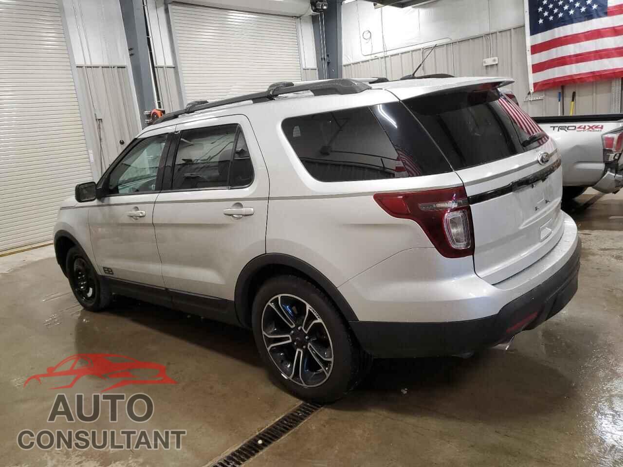 FORD EXPLORER 2015 - 1FM5K8GT3FGA93199