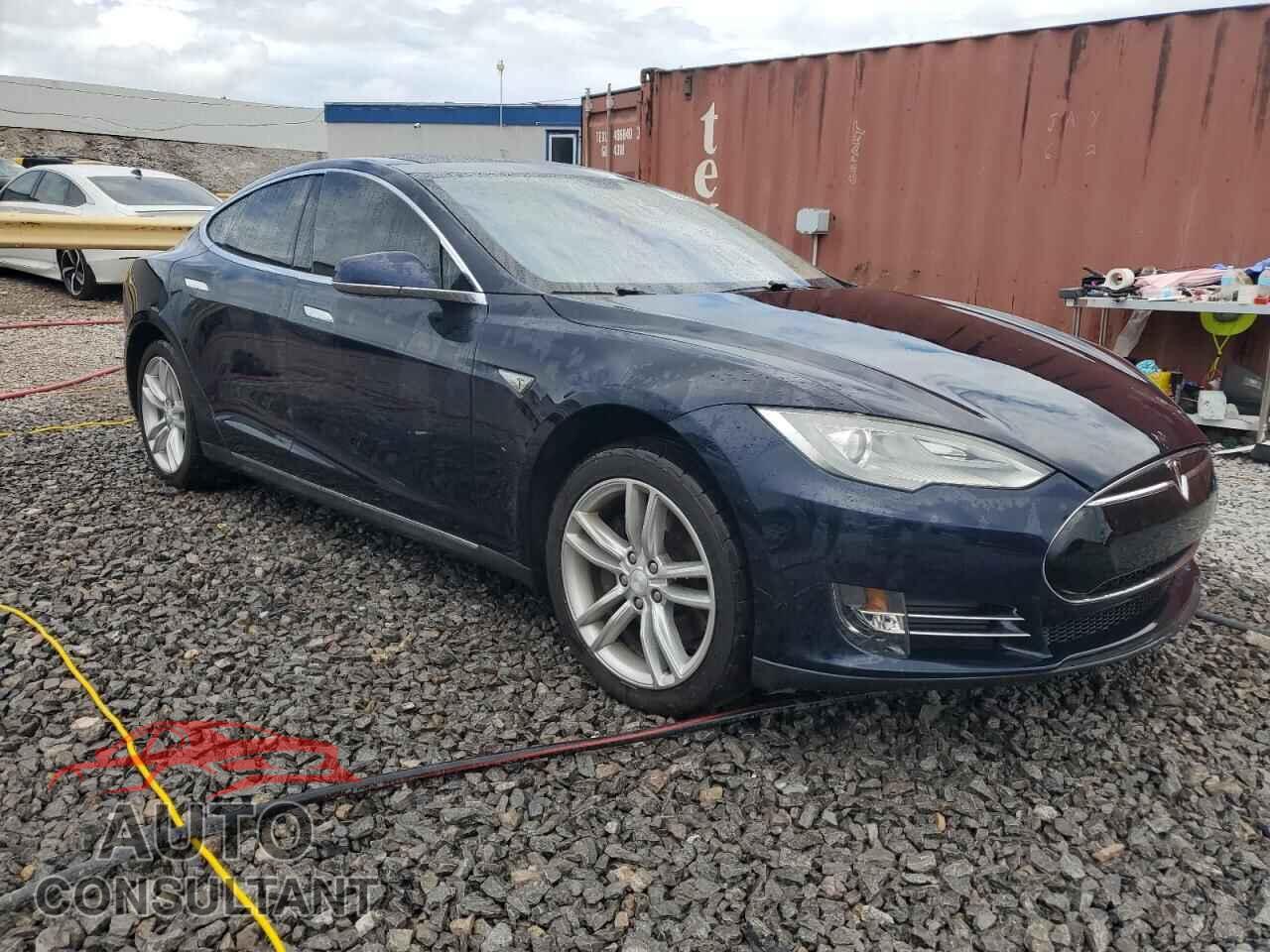 TESLA MODEL S 2013 - 5YJSA1AG9DFP08343