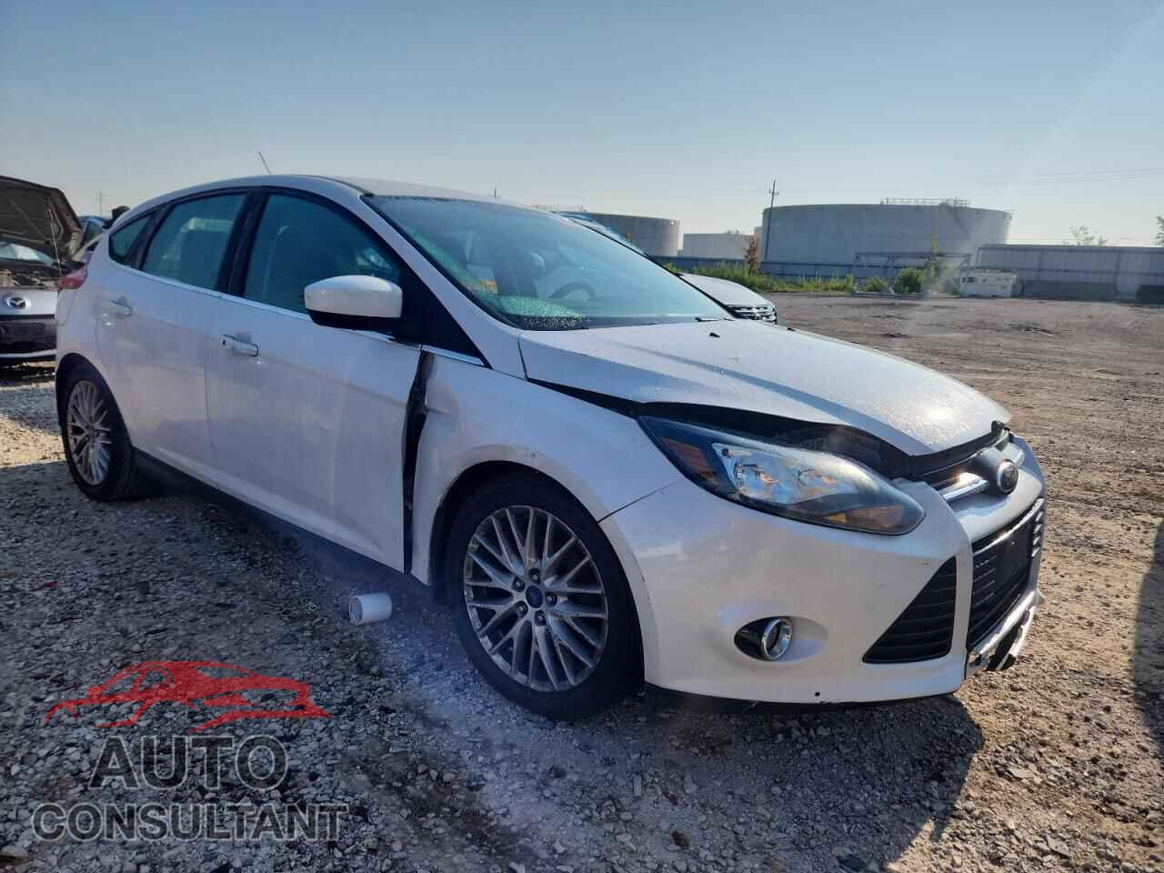 FORD FOCUS 2014 - 1FADP3N21EL205279