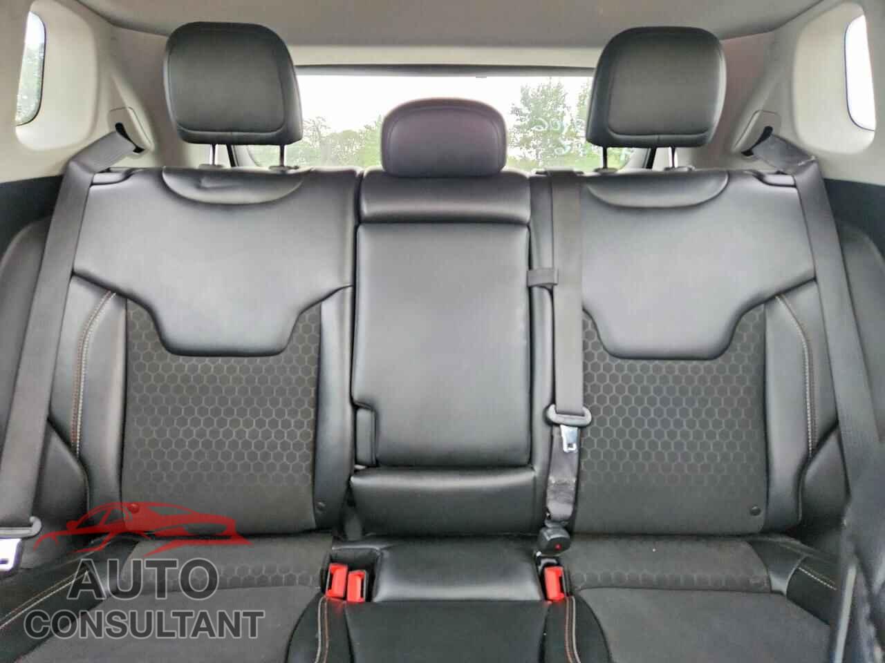 JEEP COMPASS 2021 - 3C4NJDBB4MT557933