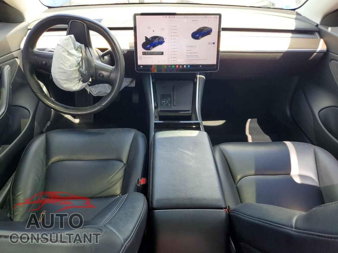 TESLA MODEL 3 2018 - 5YJ3E1EA0JF026106