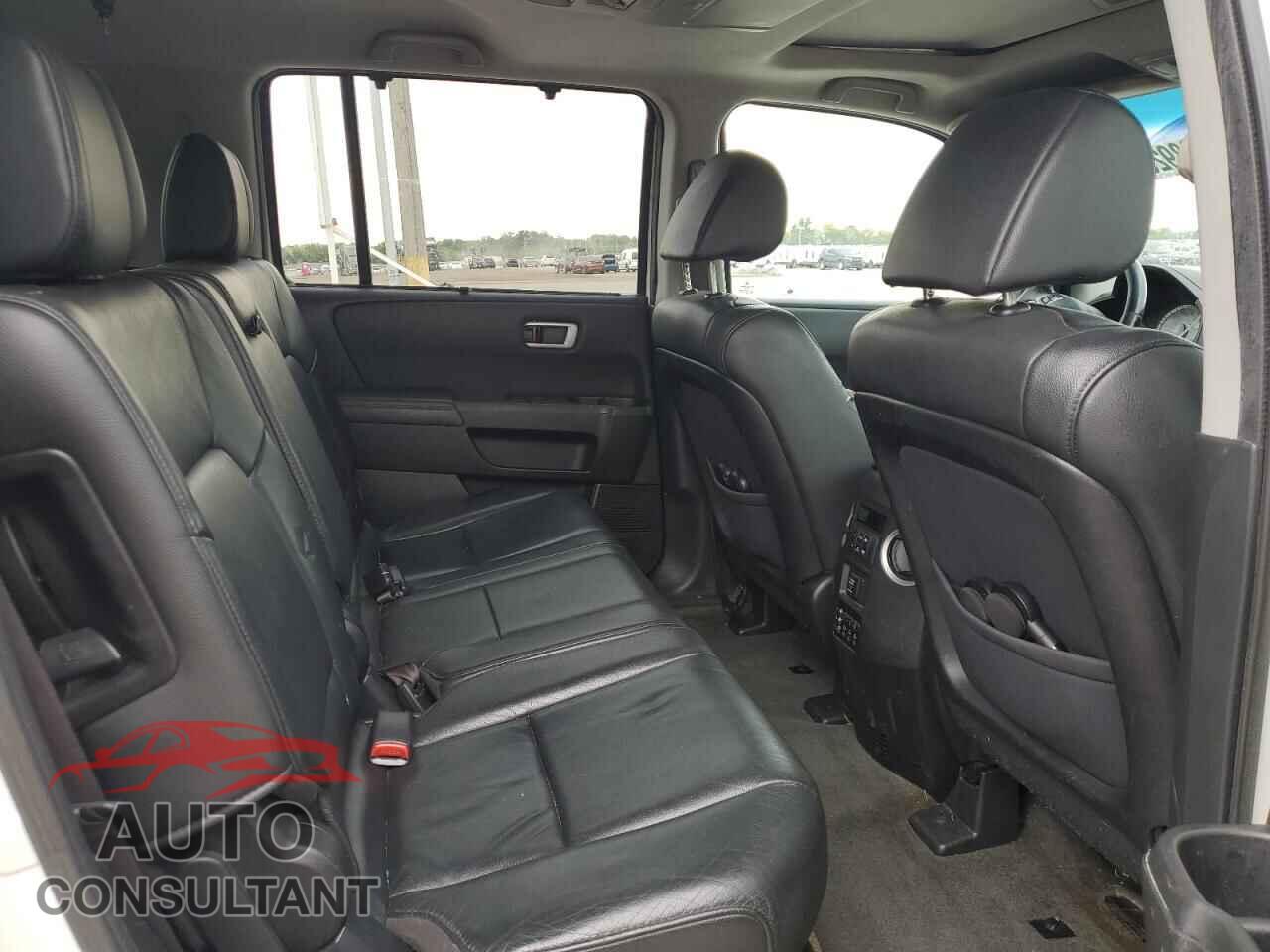 HONDA PILOT 2014 - 5FNYF3H98EB020088