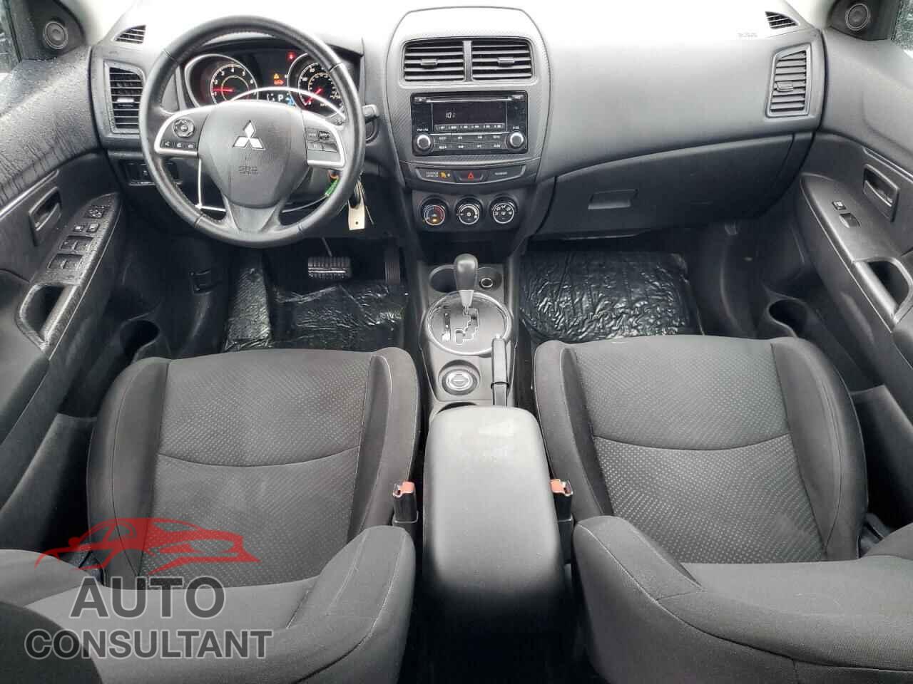 MITSUBISHI OUTLANDER 2015 - 4A4AR3AU2FE008635