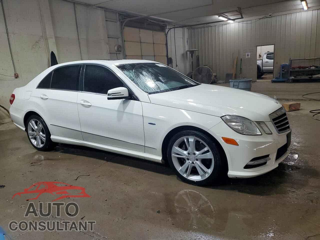 MERCEDES-BENZ E-CLASS 2012 - WDDHF8JB8CA554326