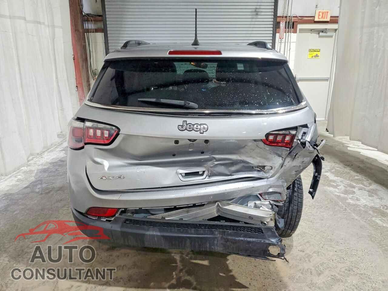 JEEP COMPASS 2019 - 3C4NJDBB5KT673560