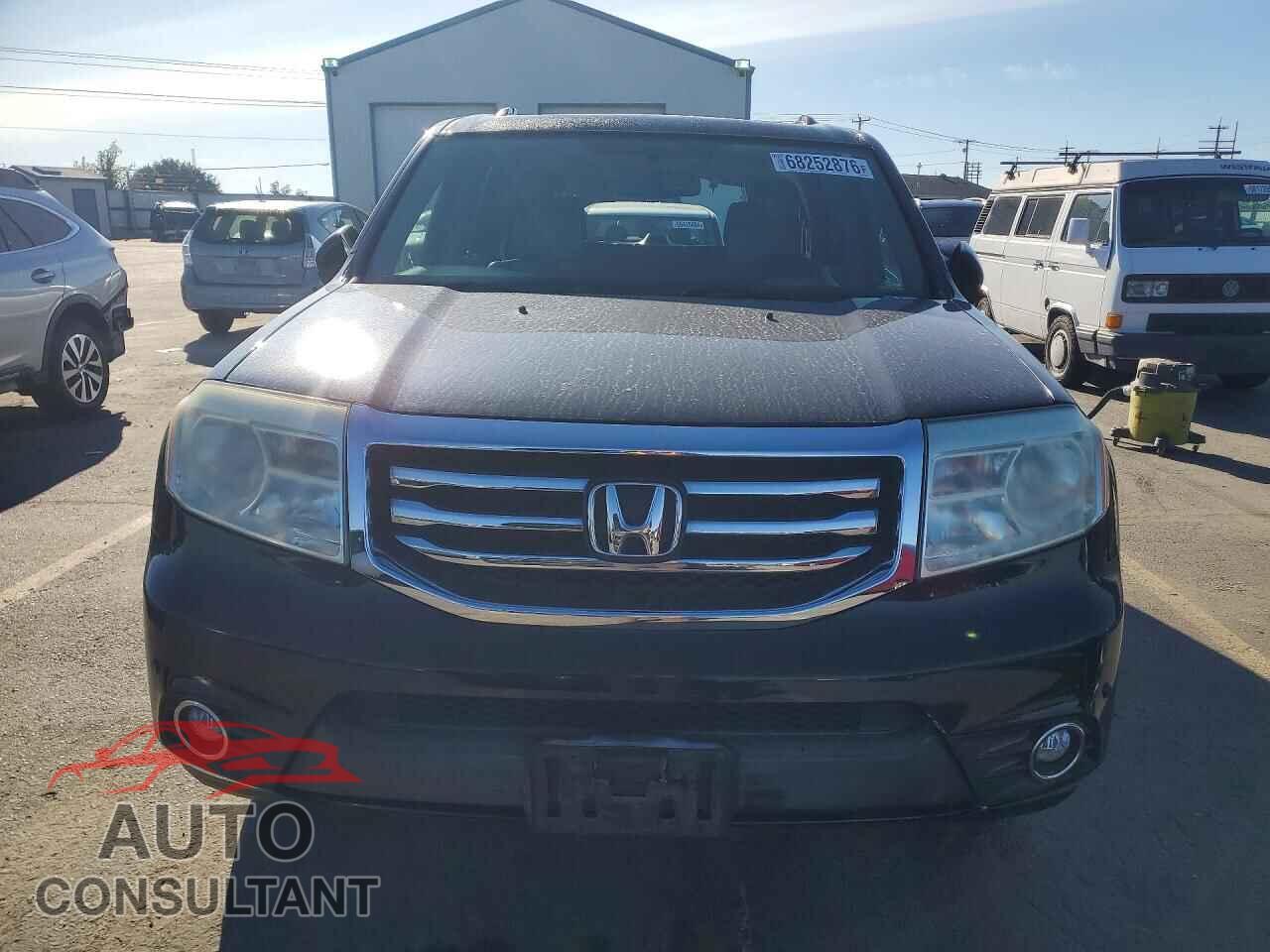 HONDA PILOT 2013 - 5FNYF3H98DB006383