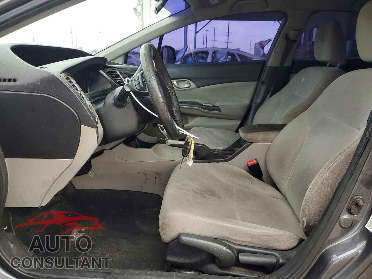 HONDA CIVIC 2013 - 2HGFB2F52DH511313