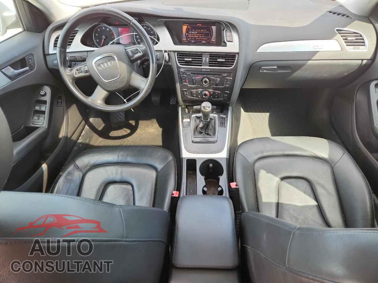 AUDI A4 2011 - WAUDFAFL0BN001630