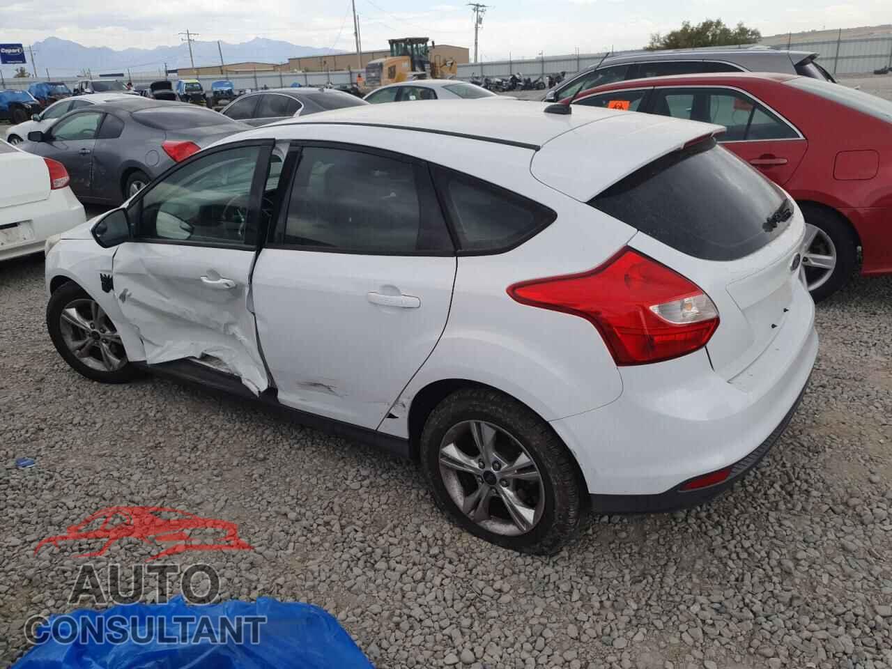 FORD FOCUS 2012 - 1FAHP3K26CL263021