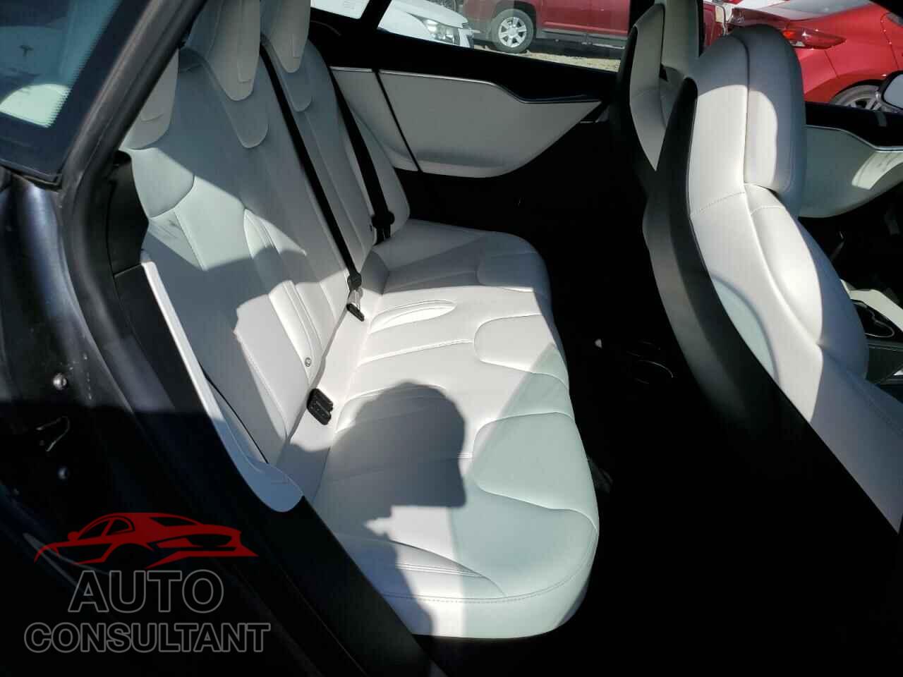 TESLA MODEL S 2017 - 5YJSA1E20HF204431