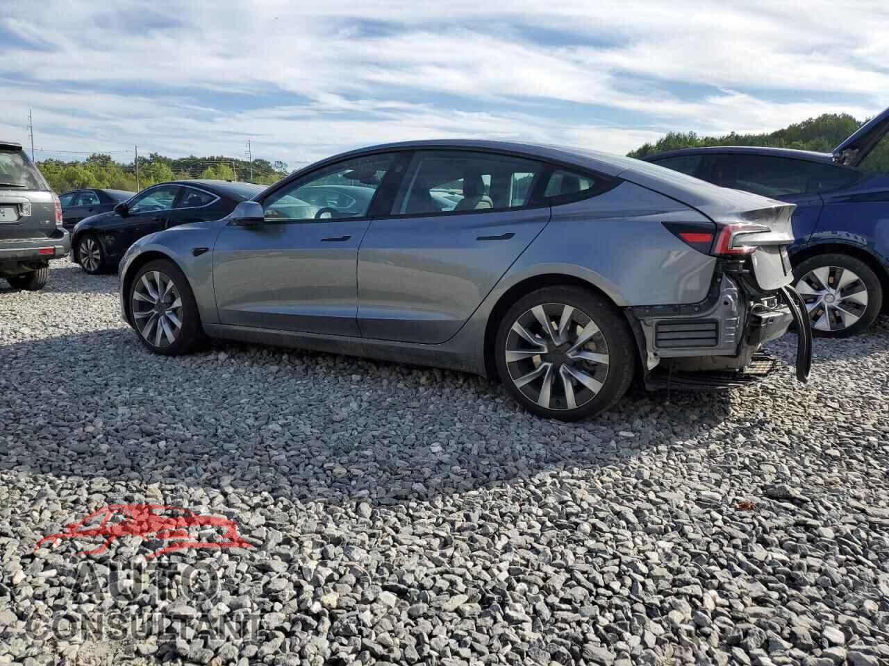 TESLA MODEL 3 2024 - 5YJ3E1EA6RF862207