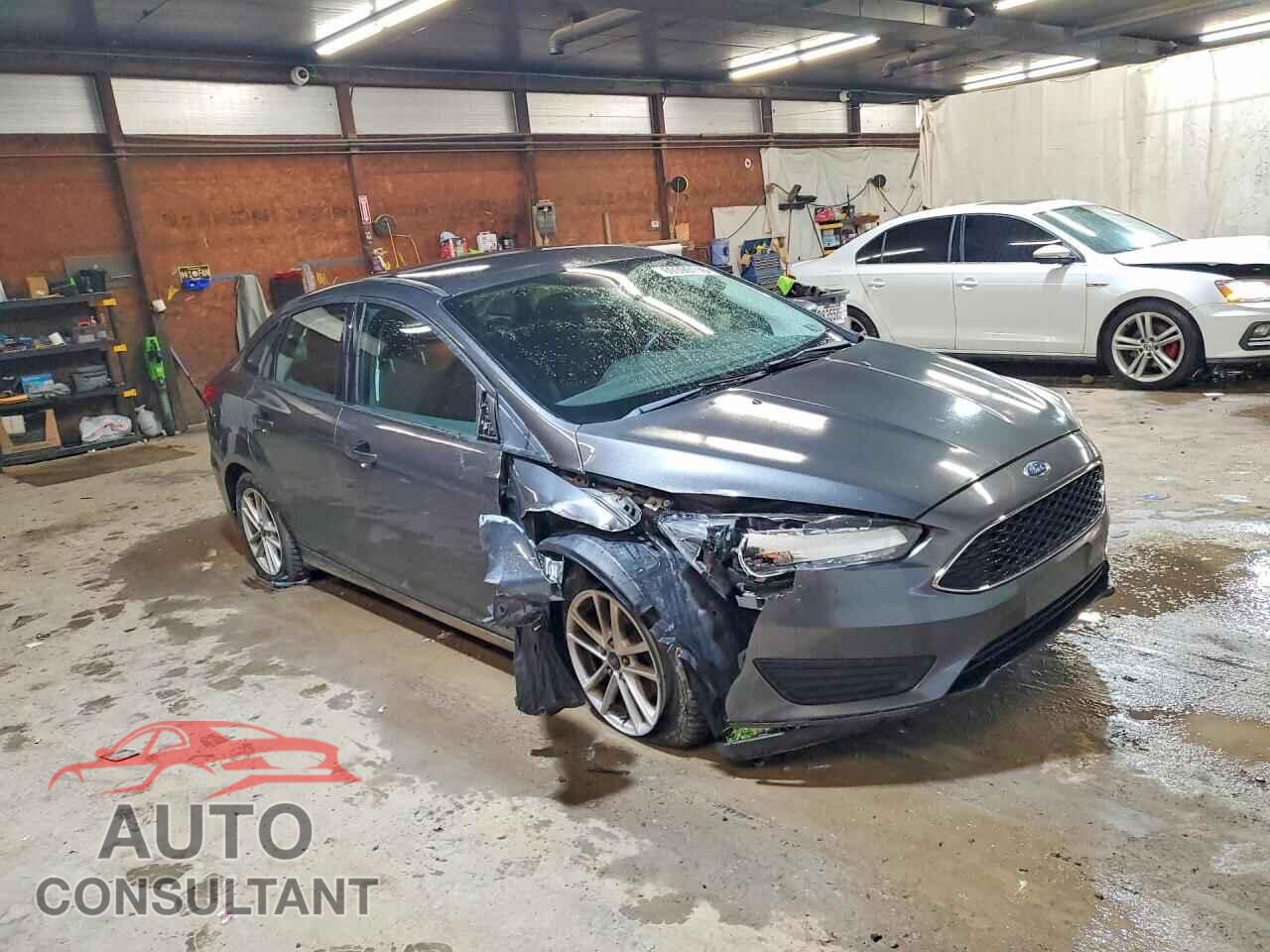 FORD FOCUS 2018 - 1FADP3FE1JL301223