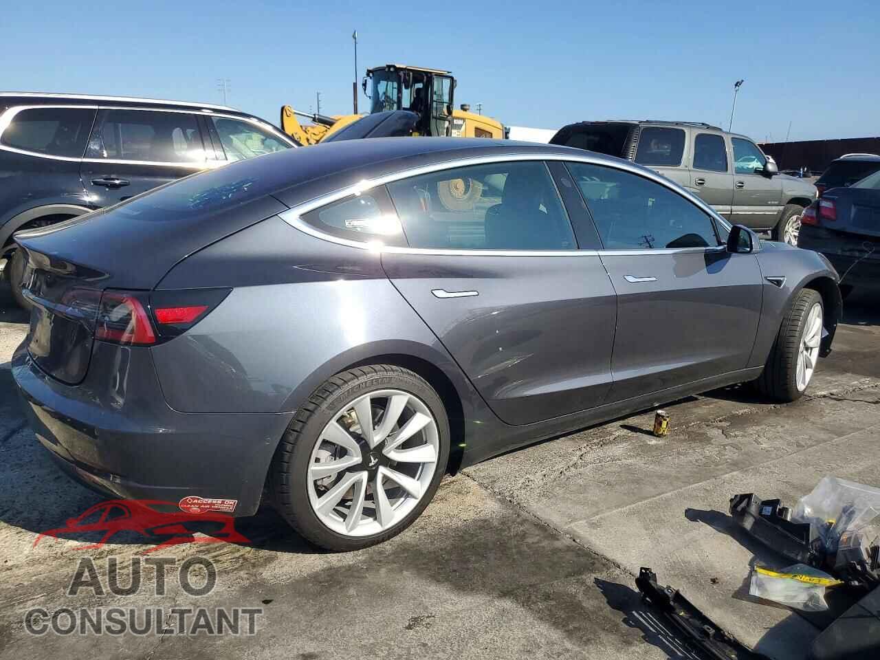 TESLA MODEL 3 2018 - 5YJ3E1EA9JF011992
