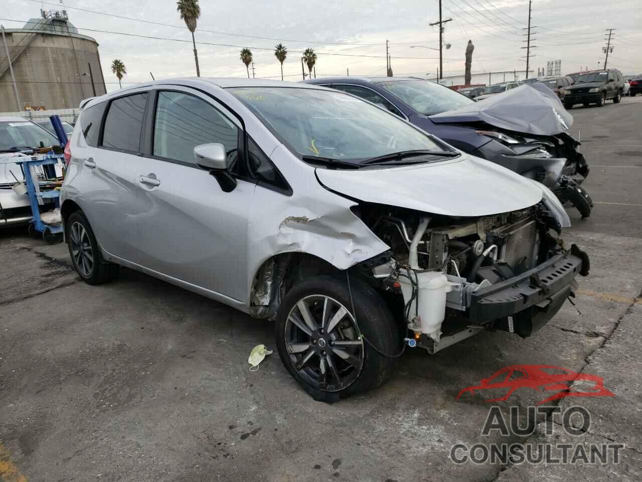 NISSAN VERSA 2018 - 3N1CE2CP4JL353173