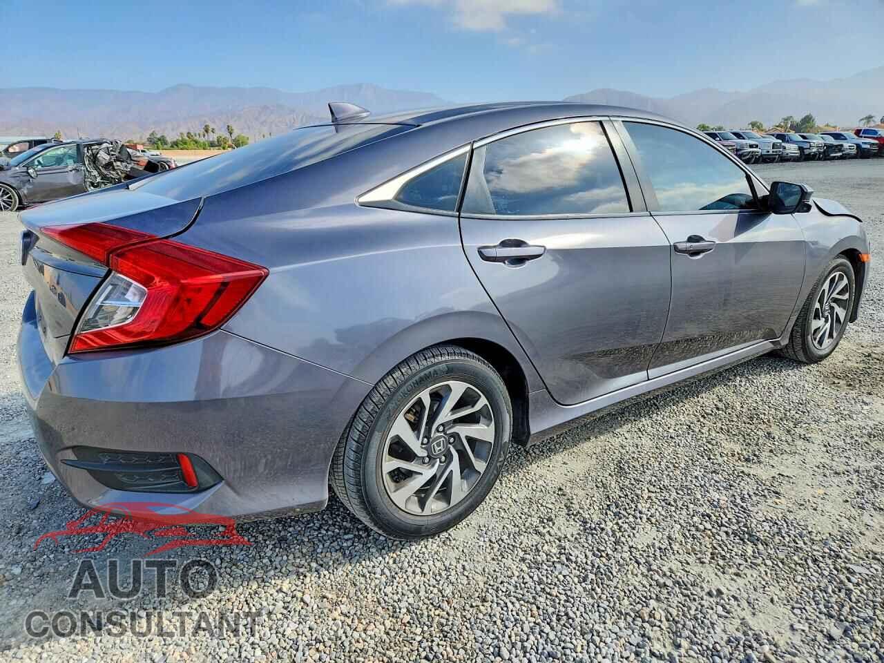 HONDA CIVIC 2018 - 2HGFC2F73JH592462