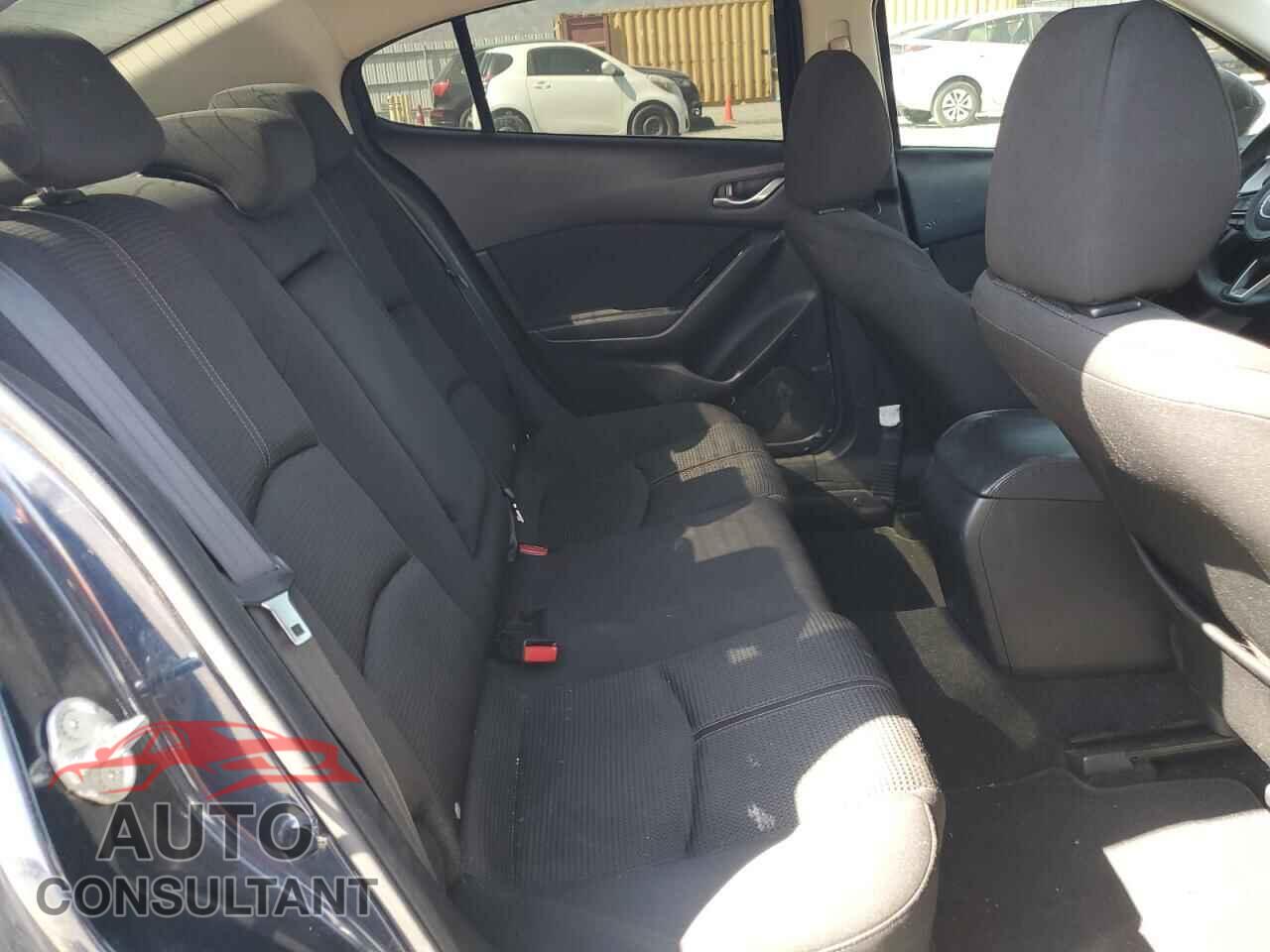 MAZDA 3 2017 - 3MZBN1U77HM105146