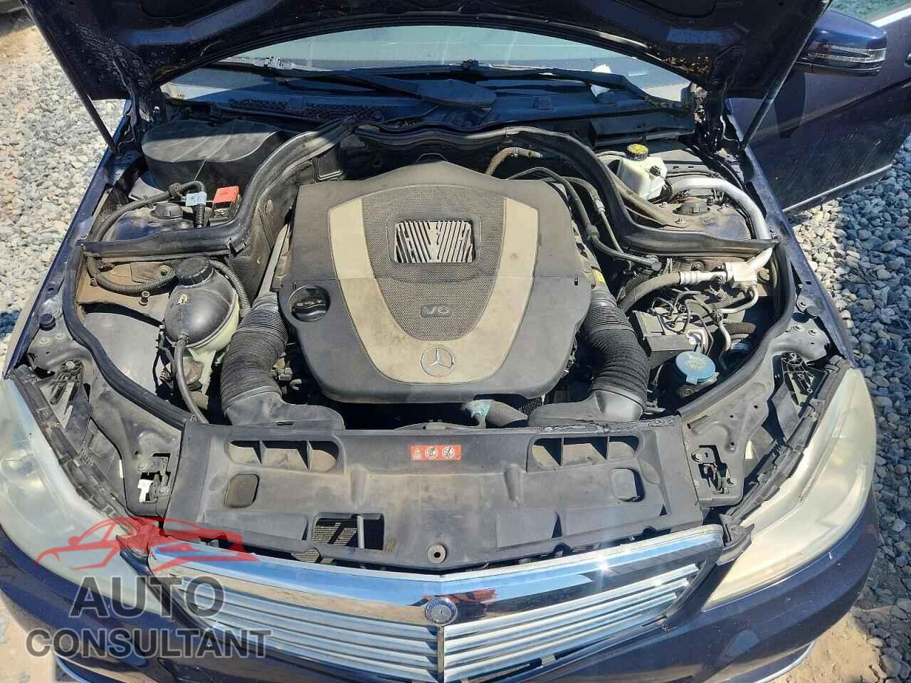 MERCEDES-BENZ C-CLASS 2012 - WDDGF8BB5CF889069