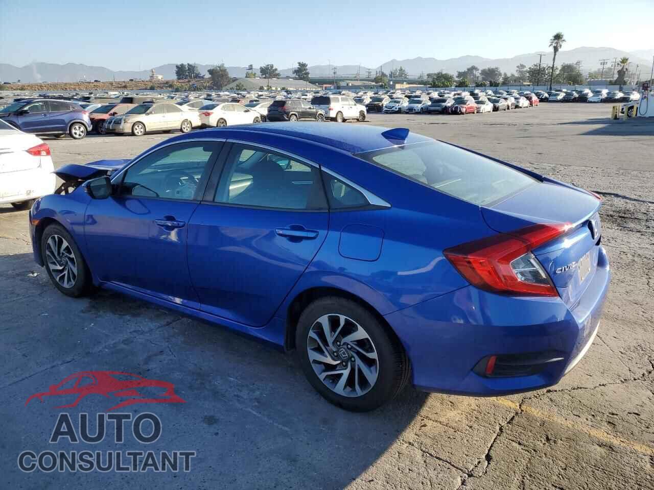 HONDA CIVIC 2018 - 2HGFC2F84JH548348