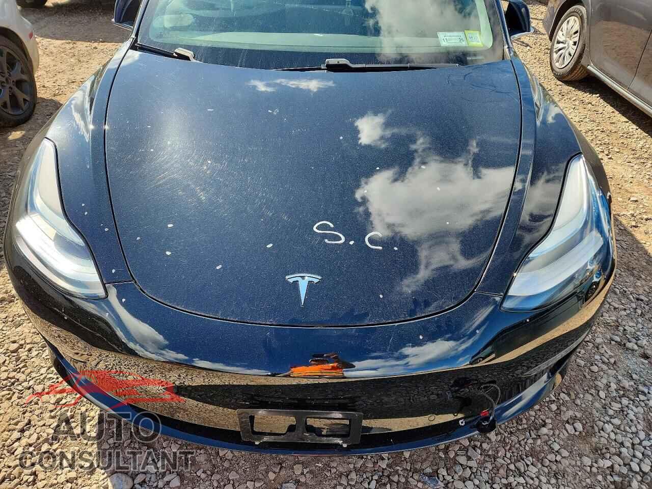 TESLA MODEL 3 2019 - 5YJ3E1EB4KF451449