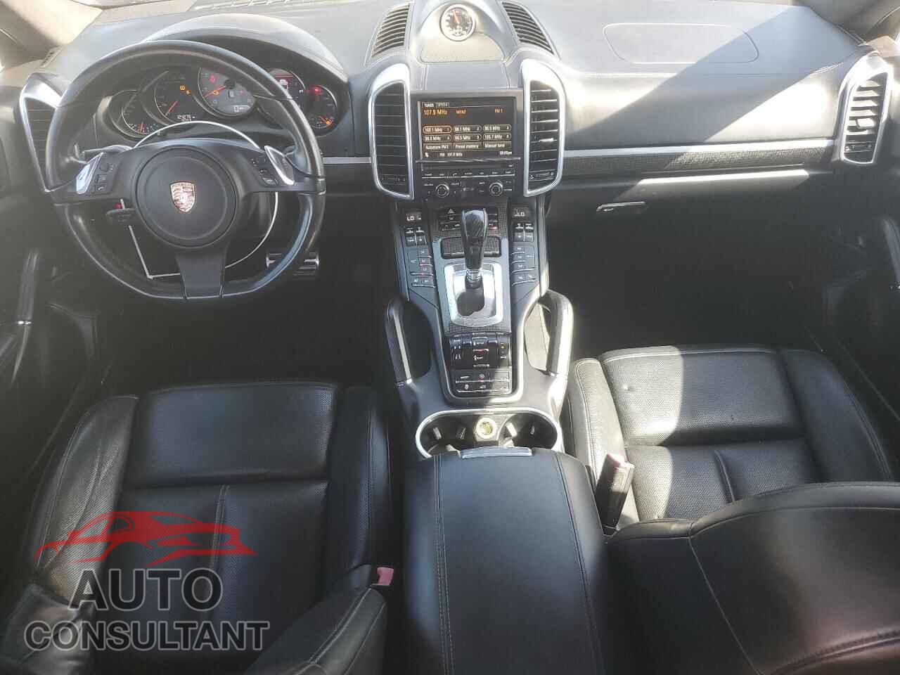 PORSCHE CAYENNE 2012 - WP1AB2A28CLA45179