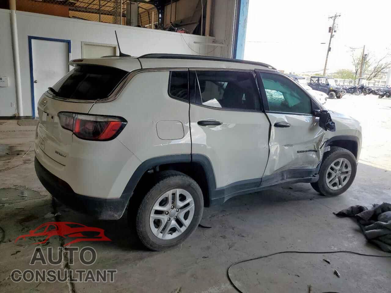 JEEP COMPASS 2020 - 3C4NJDAB5LT210188