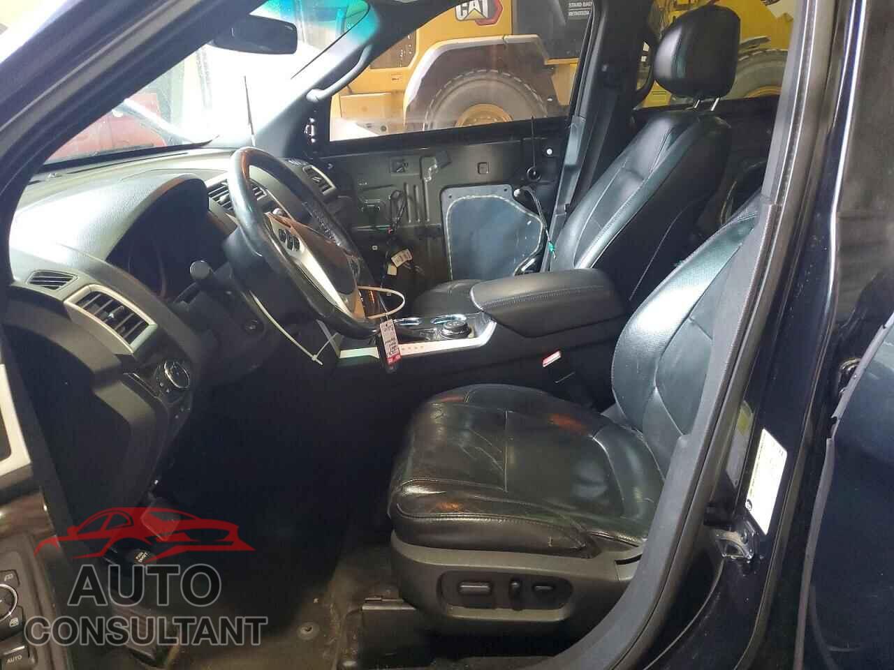 FORD EXPLORER 2011 - 1FMHK8F8XBGA08623