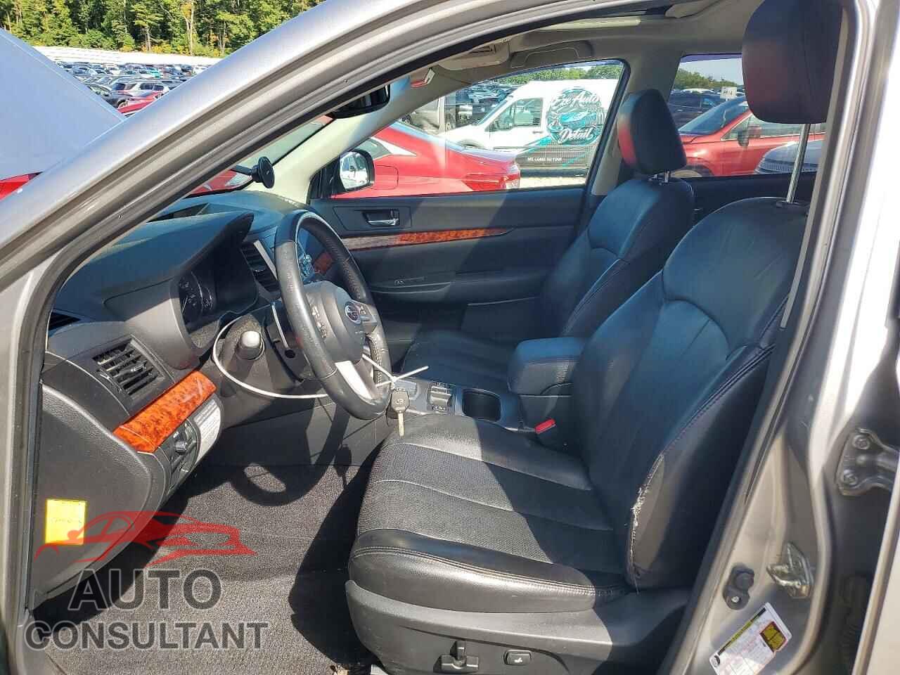 SUBARU OUTBACK 2011 - 4S4BRBKC7B3361398