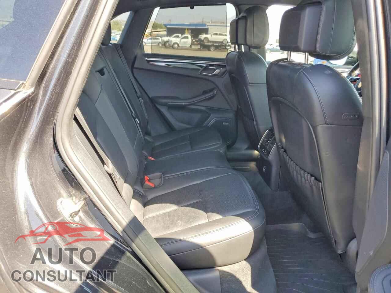 PORSCHE MACAN 2024 - WP1AA2A50RLB19930