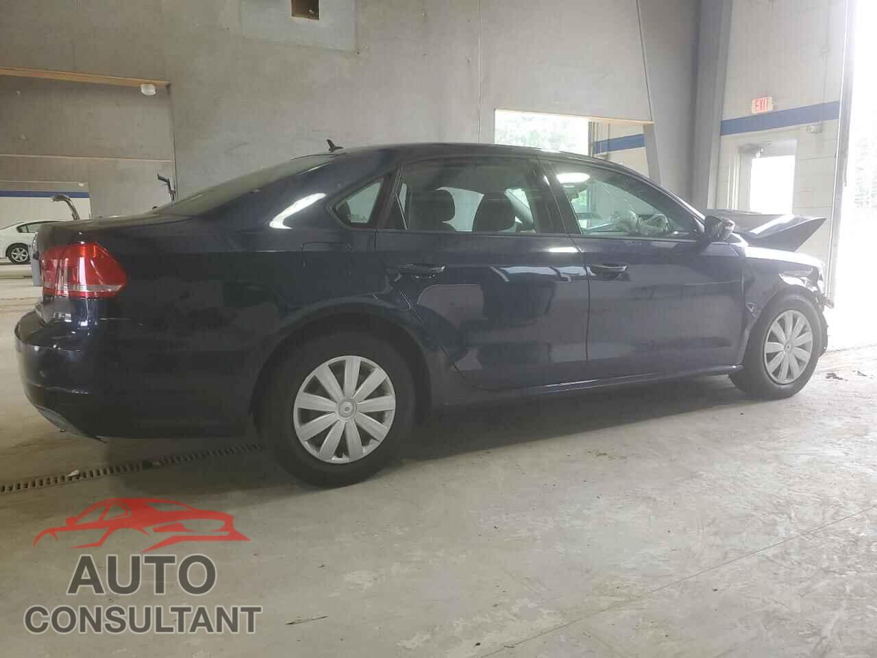 VOLKSWAGEN PASSAT 2012 - 1VWAP7A33CC019529