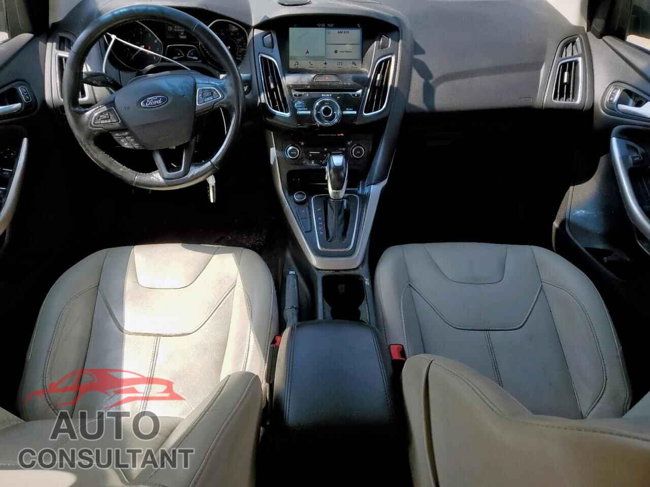FORD FOCUS 2017 - 1FADP3J20HL287435