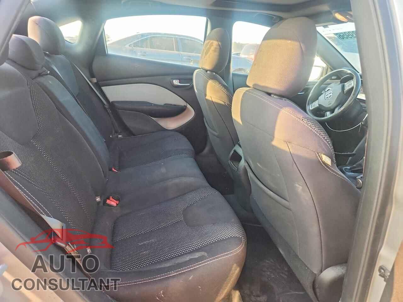 DODGE DART 2015 - 1C3CDFBB1FD223057