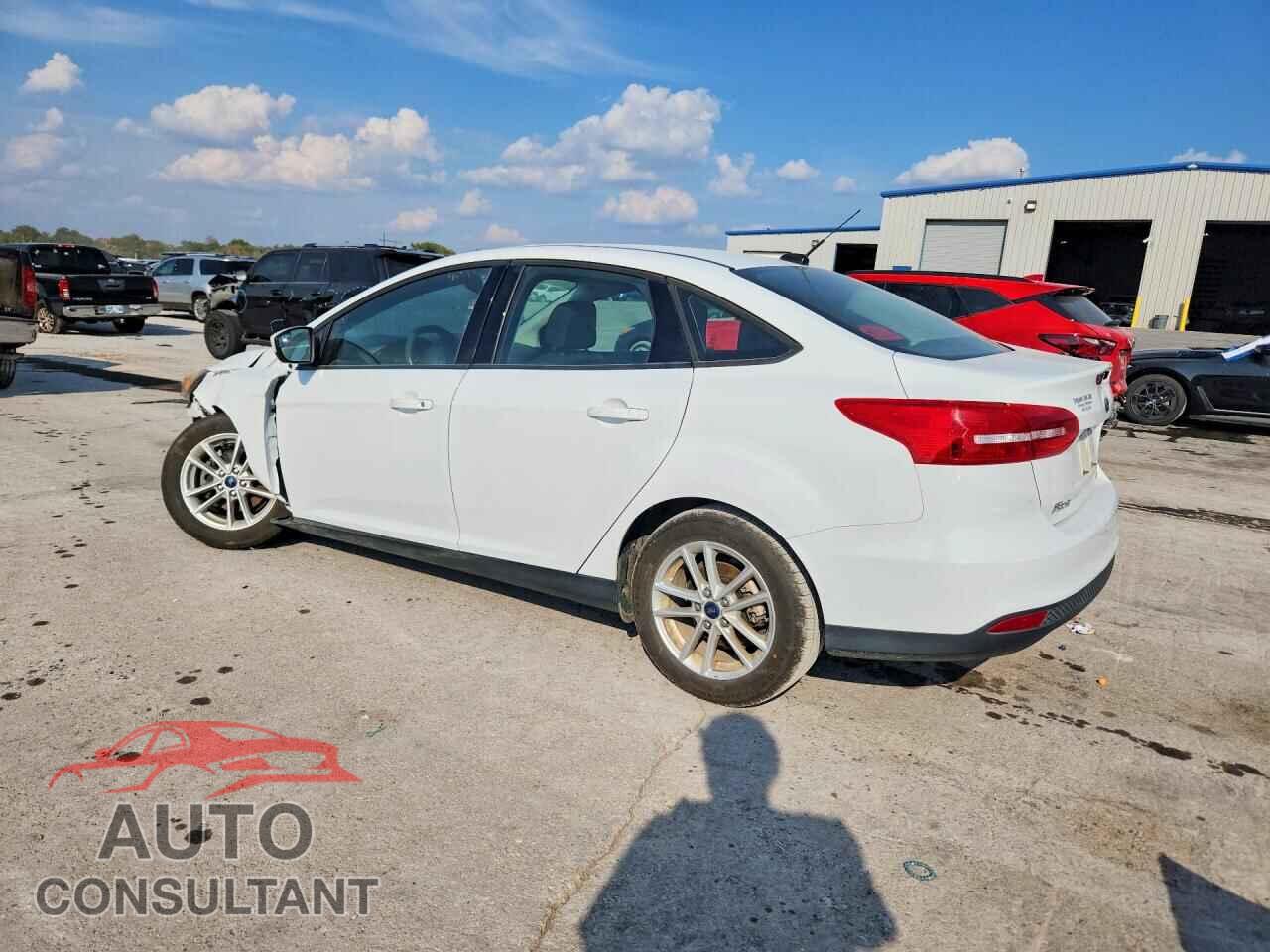 FORD FOCUS 2018 - 1FADP3FEXJL241636