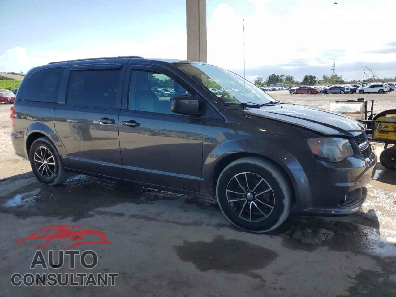 DODGE CARAVAN 2018 - 2C4RDGEG0JR281900