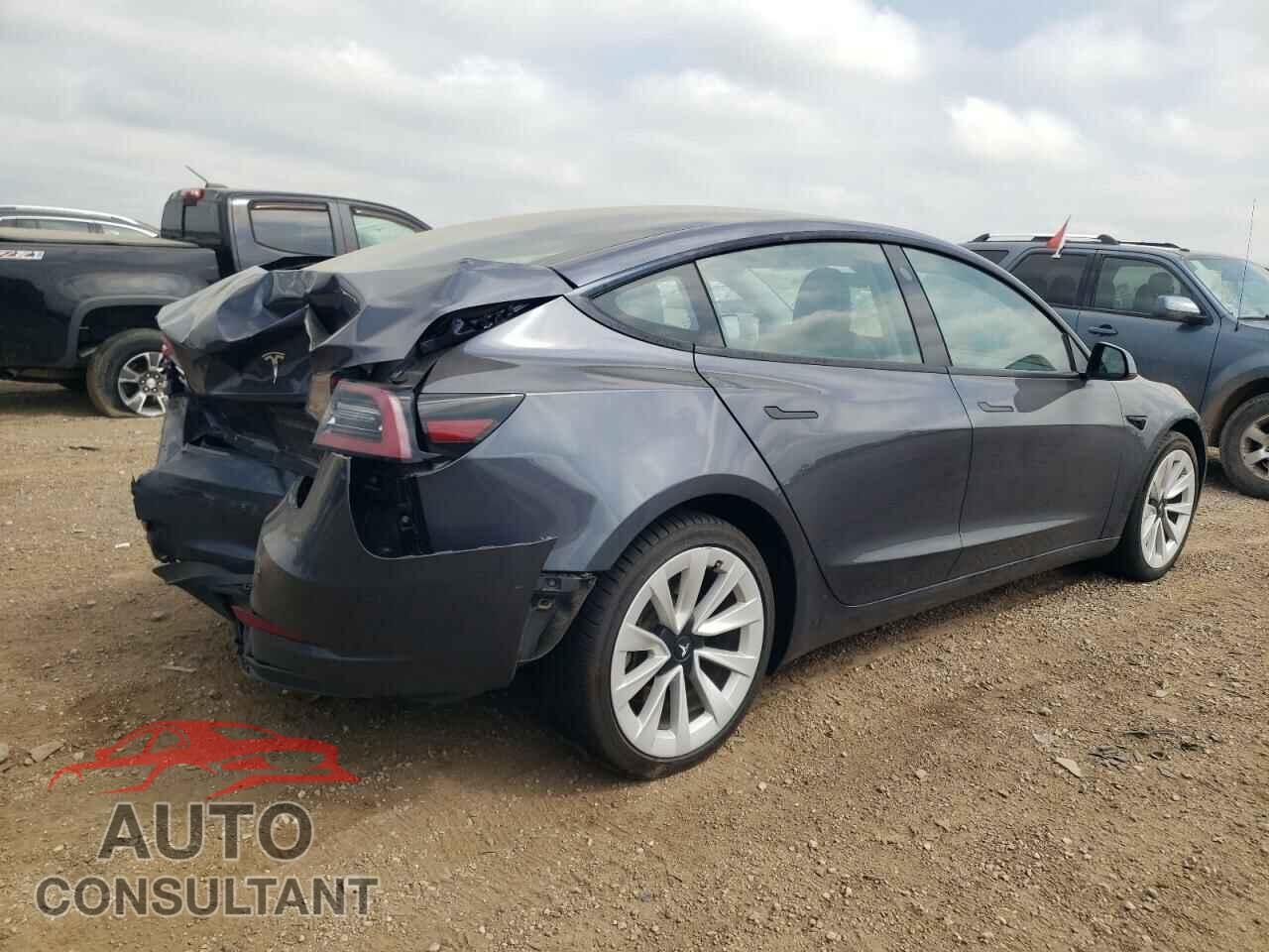 TESLA MODEL 3 2022 - 5YJ3E1EB8NF124024