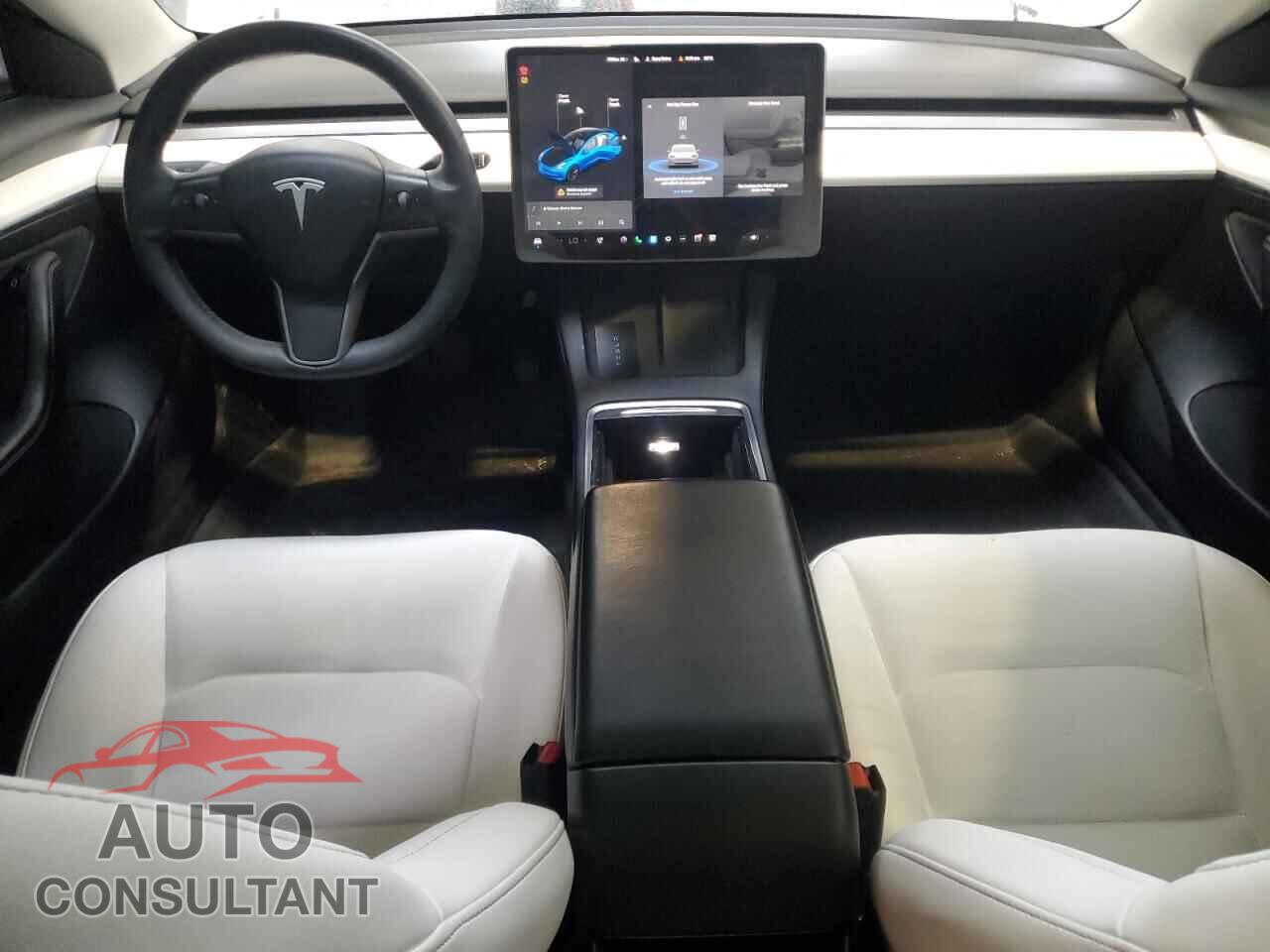 TESLA MODEL 3 2021 - 5YJ3E1EA8MF093329