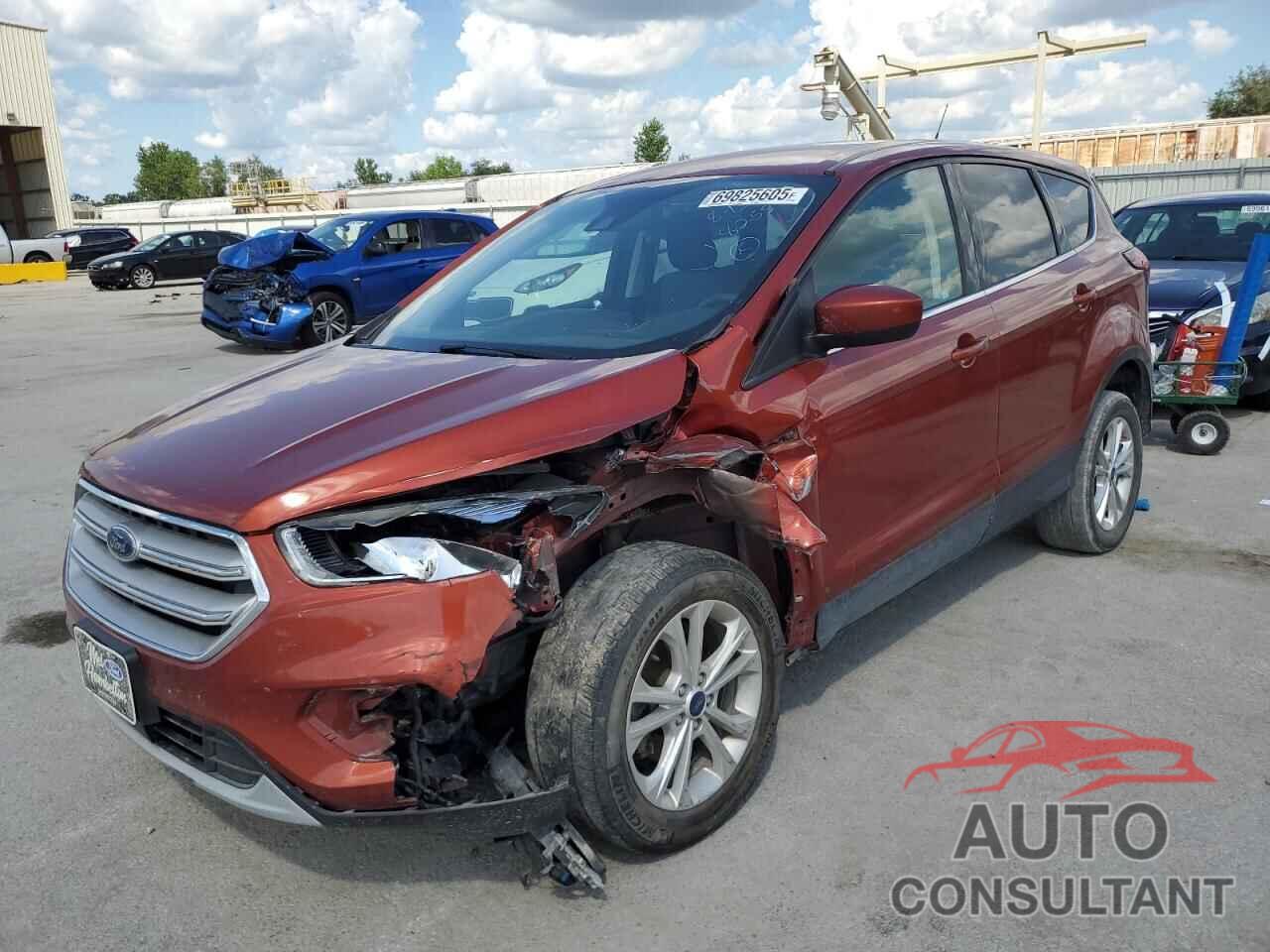 FORD ESCAPE 2019 - 1FMCU0GD6KUB38255
