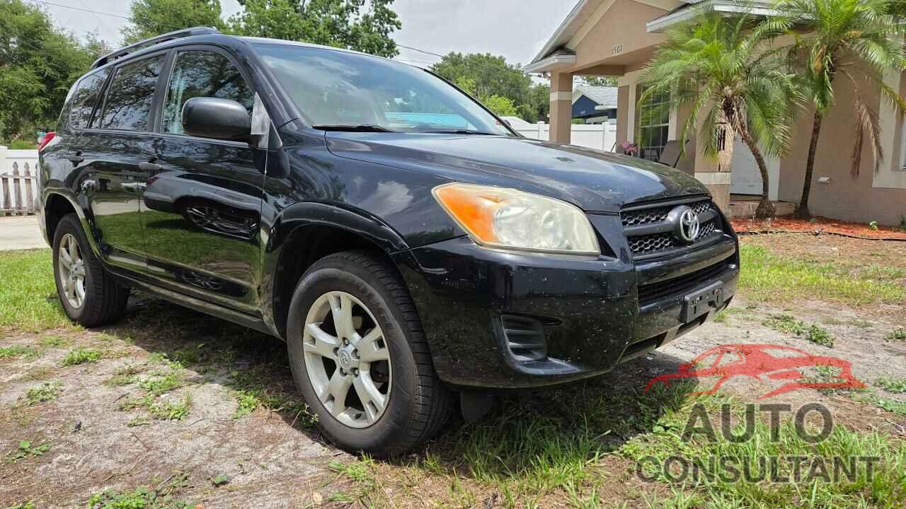 TOYOTA RAV4 2009 - JTMBF33V49D012626