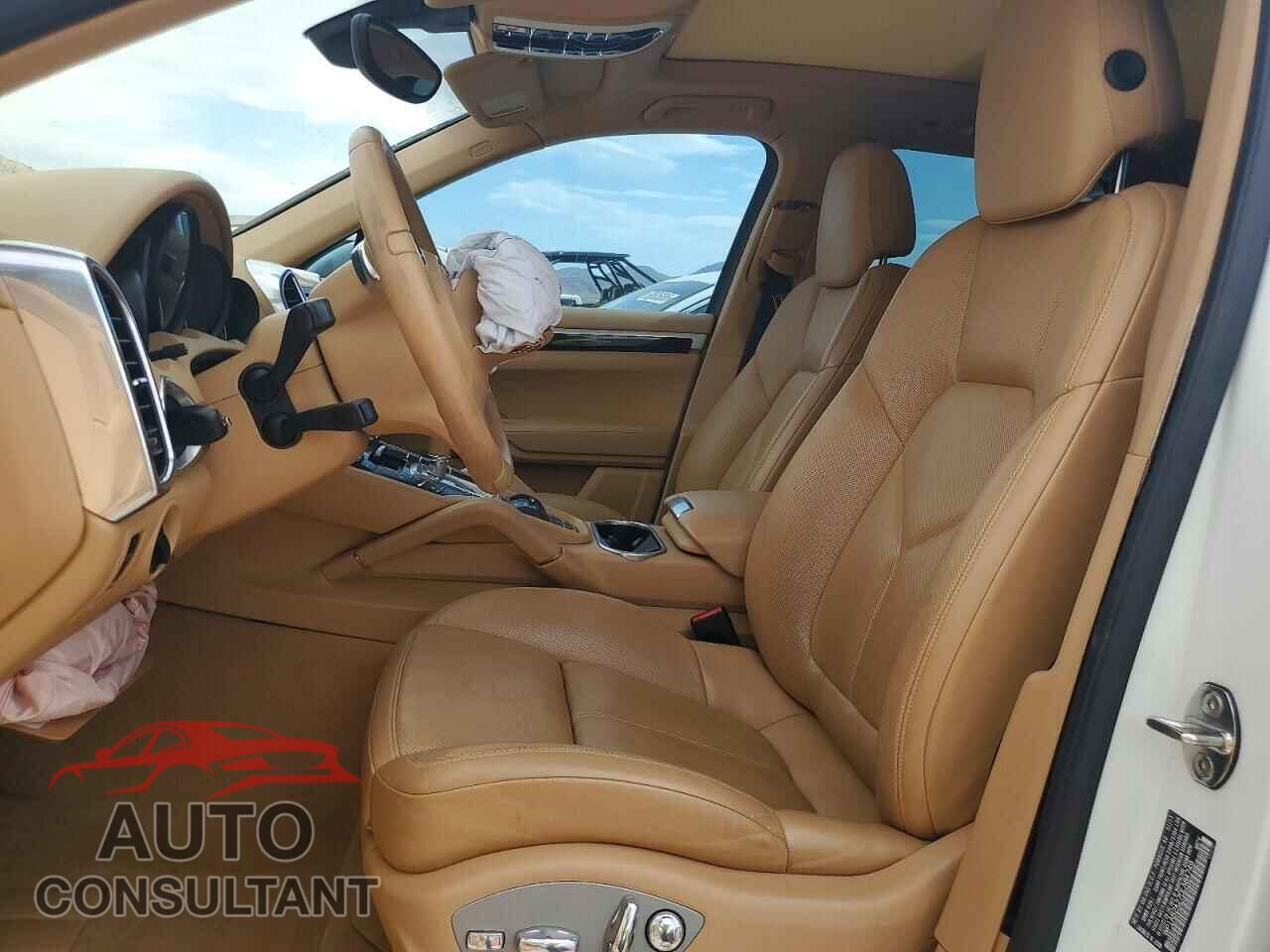 PORSCHE CAYENNE 2013 - WP1AB2A27DLA84749